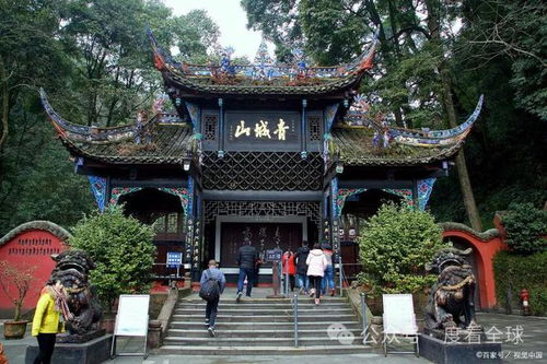 杜甫草堂：诗人的家？还是游客的游乐场？