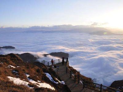 一、 意外降临：较大山包的保密