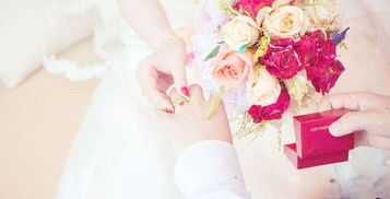女命婚姻宫坐喜用神，婚姻宫相冲难道不是反而更佳？