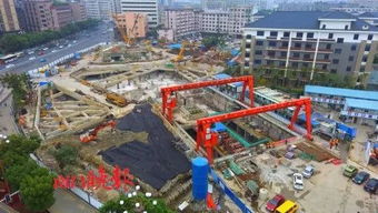 山脚下的奇葩景点：非典型景点+卫生院+广场舞大妈 = 无与伦比体验