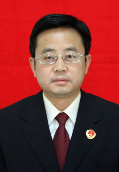 二、命理角度：笔画运势与五行配合
