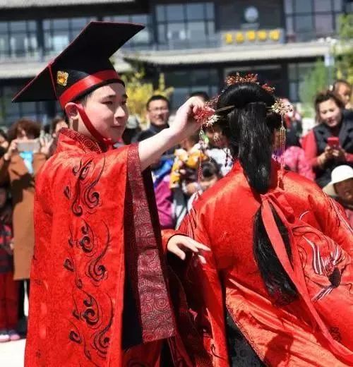 婚嫁神秘仪式，传统婚俗新爆款！