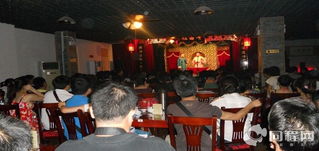 在西安，为了看个相声，我差点和黄牛干架！