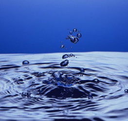 水疗：水的魅力与治愈