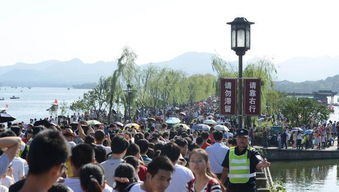 初见洪城：惊叹与抱怨并存