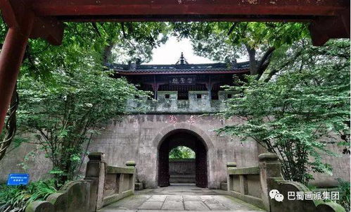 一、 古城初探——千年沉淀的尘土与风