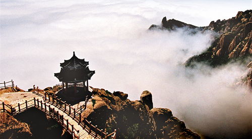 6. 崂山的冬韵：山海相连的壮丽