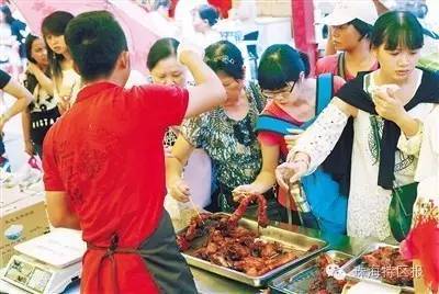 国庆美食节瞎逛指南：别去景点当人肉背景板了！