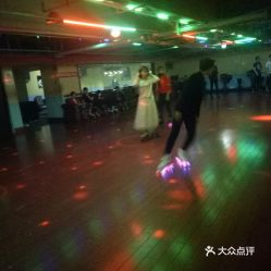 青阳街道：土味溜冰の终极奥义