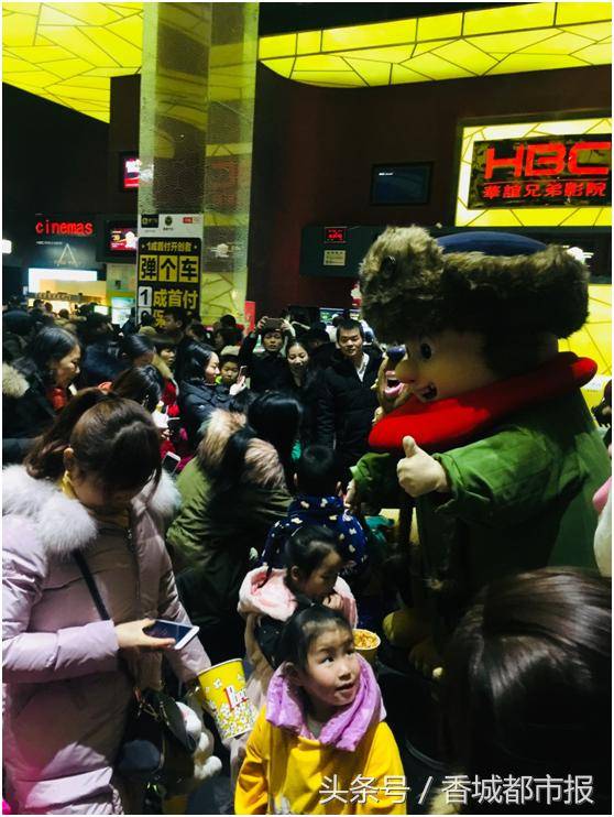 从“看电影”到“玩电影”：影院的游玩属性觉醒