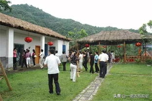 第一章：古建筑的沉重塑——记忆与现实交错