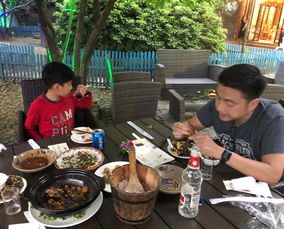 四、 美食轰炸——吃货必备指南（但请是否平安）