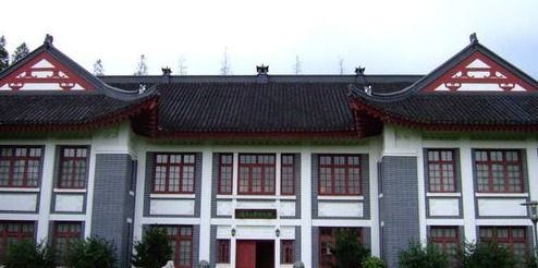 复旦校园里的那些破事儿，看完你就懂了