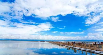 茶卡盐湖：天空之镜的梦幻之旅