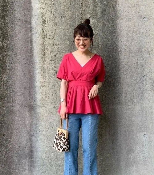 五行穿衣法，17号应该穿什么颜色的衣服？