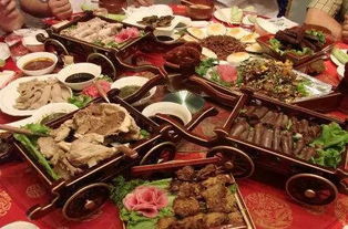 美食大逃亡：网红餐厅都是坑
