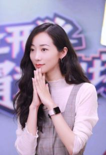 屈姓明星在人气榜上，哪一颗璀璨星辰最为耀眼呢？