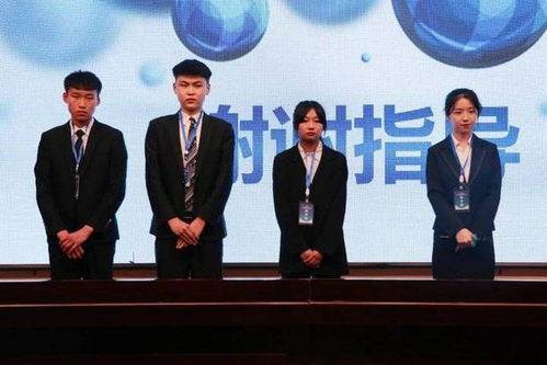 1. 社交媒体发疯大赛