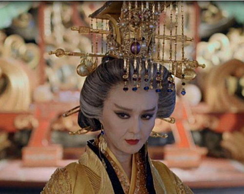 二、仅有女皇？——生肖星座与风水视角的乱弹琴