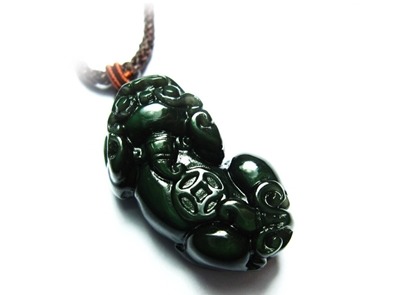 一、 黑曜石貔貅：职场女王的隐形护盾