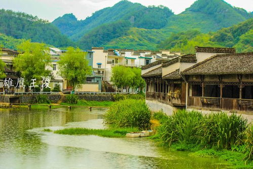 三、 季节变幻——四季皆有奇景，如同一场永恒的戏剧