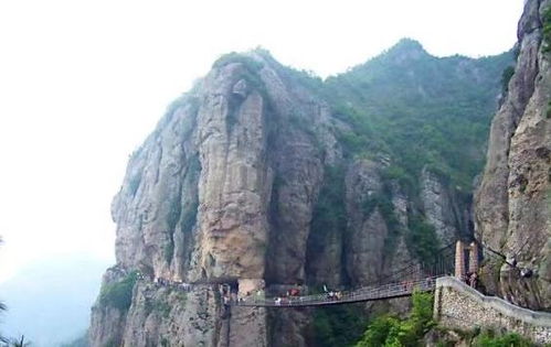 包车游览雁荡山
