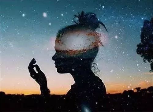 窗外的阴影