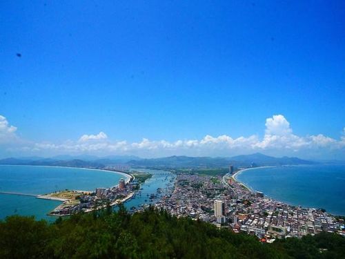 经济型酒店：凑合过呗， 还能离咋地