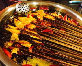 1、官方自称：重庆市南岸区江南大道8号4栋16-5号