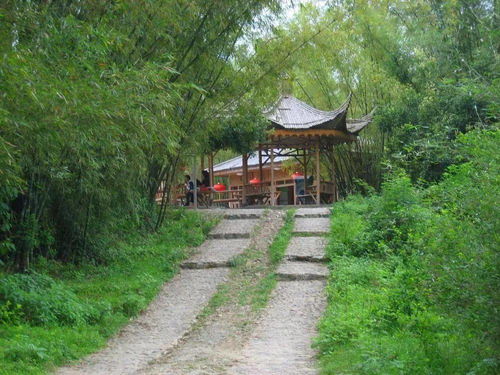 古堡探险？不如说是