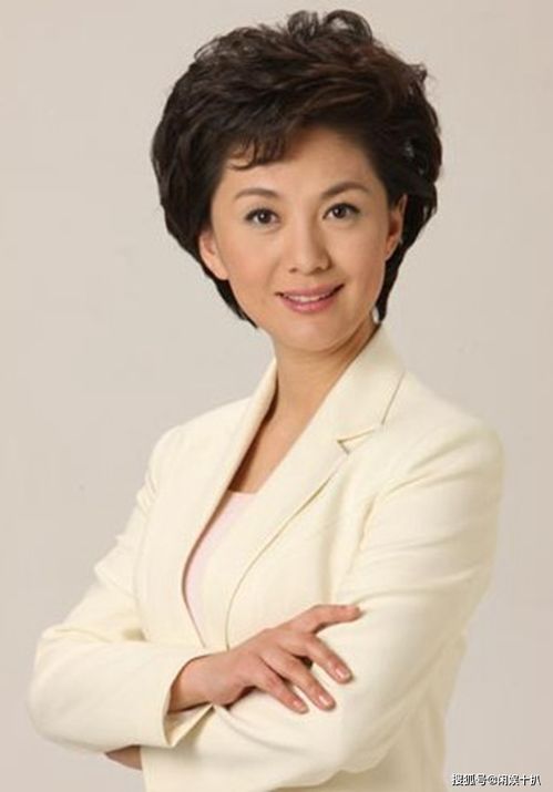 董卿八字中天乙贵人如何影响命运，能否改写命运走向？