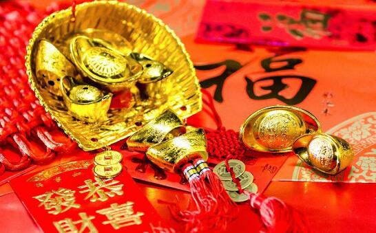 2026年属猪的出行吉日是哪一天？求财吉日又是哪天呢？