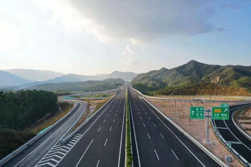 噪音1：打车时随手敲击方向盘