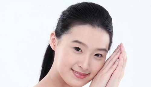 女人脖子粗遇小人