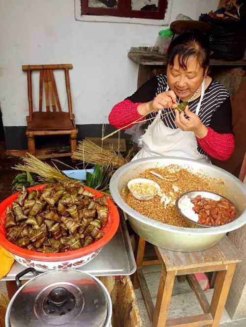农家乐：品尝正宗那坡美食