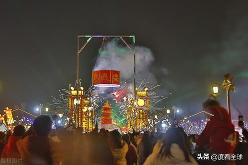 元宵灯火辉煌，传统节日爆款狂欢