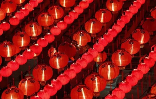 春节与风水：红灯光耀吉祥