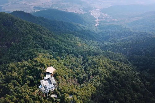 火山热海：地热鸡蛋和…臭哄哄的味道