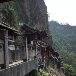 大慈岩：登山者的噩梦现场
