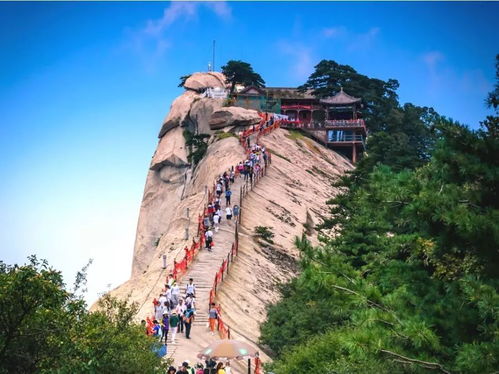 南泥湾陈旧址：汗水与泥土交织