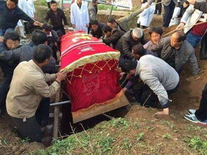 “回民丧葬：信仰传承，独特风俗揭秘”