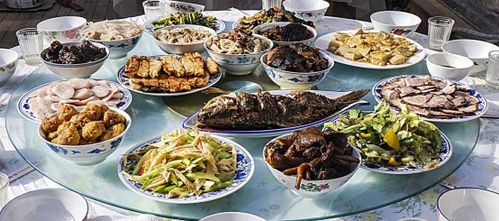 二、温泉与美食双修体验（随意）
