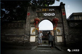 一、 入口处的惊叹——不只是石板路