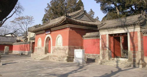 四、 安远庙：一座充满历史持续发展的禅修之地