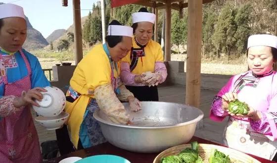 贵州春节习俗：苗侗风情，火把狂欢，非遗传承！