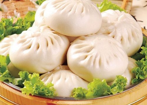 扬州包子：皮薄馅较大， 鲜美无比