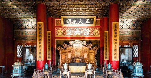 乾清宫与坤宁宫：后宫生活的一瞥