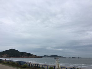 上午：基湖沙滩， 阳光与浪花的狂欢