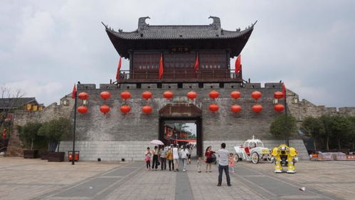 第一站：郁孤台——感受“诗意”的熏陶