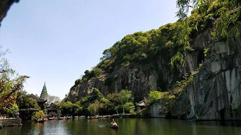 景点五: 江长江第一湾(水流湍急)